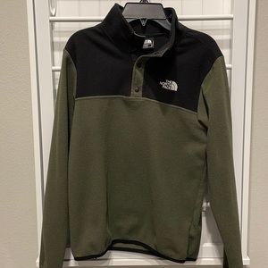 The North Face boys fleece snap pullover. Size Large 14/16. EUC.